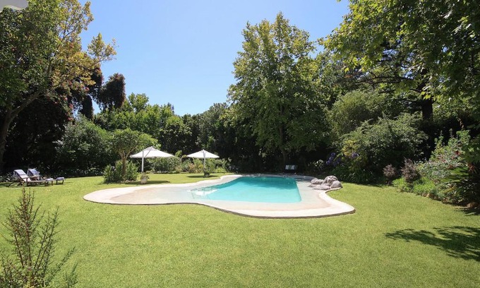 Constantia House | Relax at Beluga of Constantia Guest House with Ocean Views