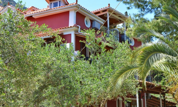 Xirokastello Apartment | Relaxing Belvedere Zakynthos Studios with Family-Friendly Amenities