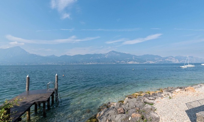 Frader House | Inviting Belvilla by OYO Gianni A Due piÃº Due with Pool & Breakfast