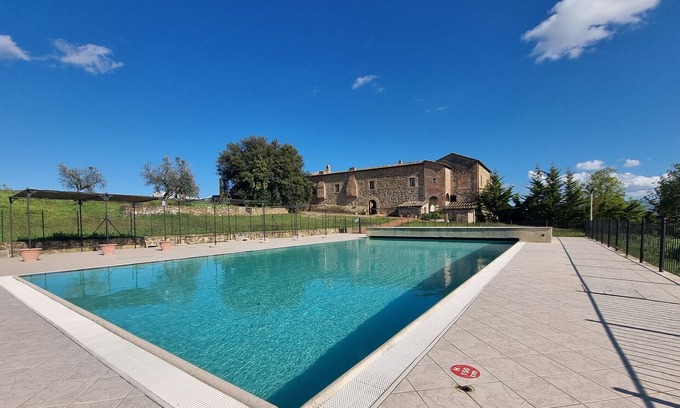 Montalcino House | Discover Belvilla by OYO: Family-Friendly Retreat with Pool