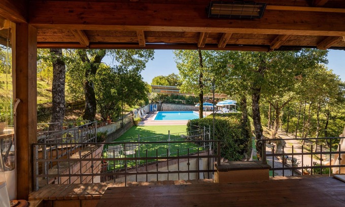San Feliciano Cottage | Family-Friendly Belvilla by OYO La Rocca Residence with Pool