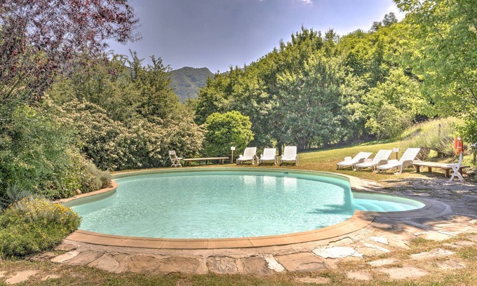 San Godenzo House | Belvilla by OYO Palazzo: Family-Friendly Retreat with Pool