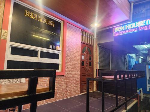 Ramkhamhaeng Apartment | Budget-Friendly Stay at Ben House with Great Reviews