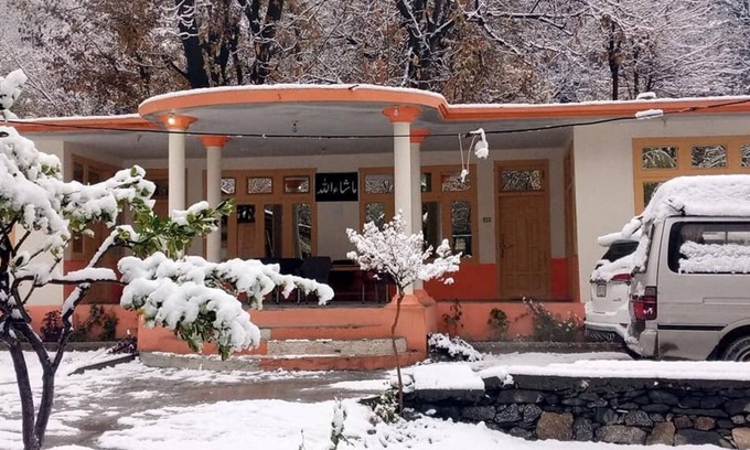 Brun Hotel | Discover Benazir Hotel Kalash: Family-Friendly Retreat