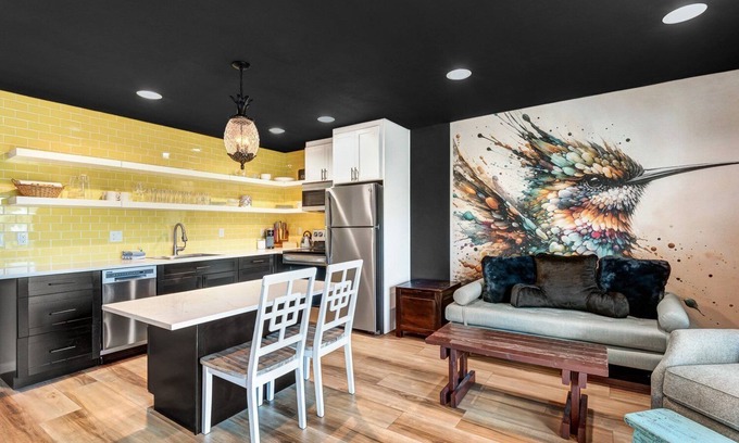 River Terrace Condo | Riverside Retreat: Top-Floor Condo with Balcony & Views