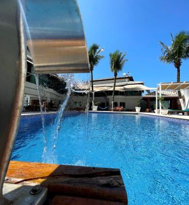 Balneario Praia do Pernambuco Hotel | Oceanfront Bliss at Bene Beach - Pousada Guarujá