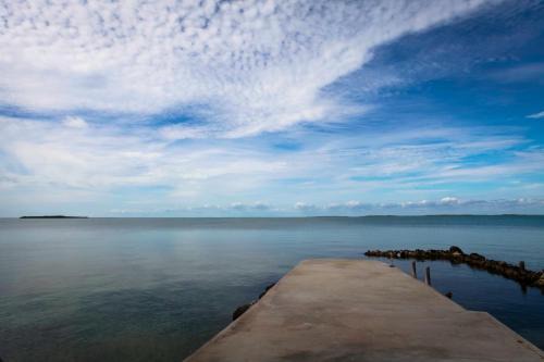 Key Largo House | Oceanfront Bliss at Bennetts Beach Estate - 4-Star Stay