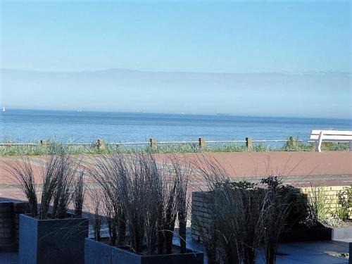 Zandvoort Apartment | Experience Oceanfront Bliss at Benny's Beach House 2