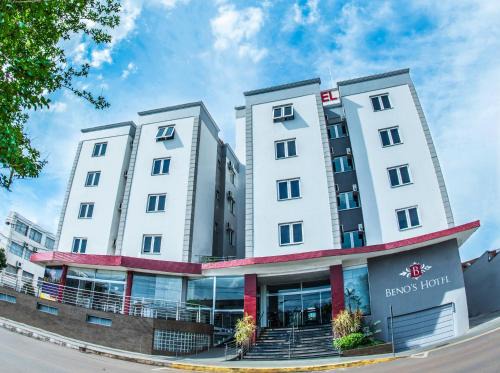 Santa Rosa Hotel | Benos Hotel: 4-Star Stay with Wheelchair Access & Family Focus