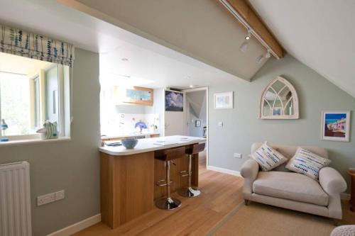 Lyme Regis Apartment | Oceanfront Bliss at Bentley Rise - Rated 9.7/10 by Guests