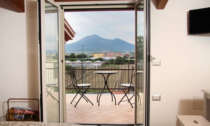 Santa Maria la Carita Bed & Breakfast | Explore Benvenuti al Sud: Guest Rated 9.6/10 with Breakfast