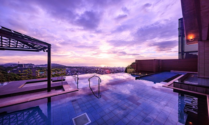 Beppu Hotel | Discover Suginoi Hotel: 4-Star Retreat with Spa & Pool