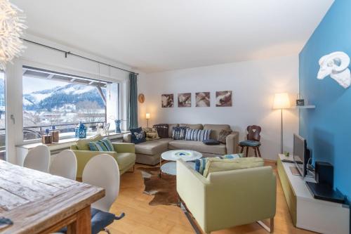 Niederdorf Apartment | Family-Friendly Stays at Berg Hotel for Memorable Getaways