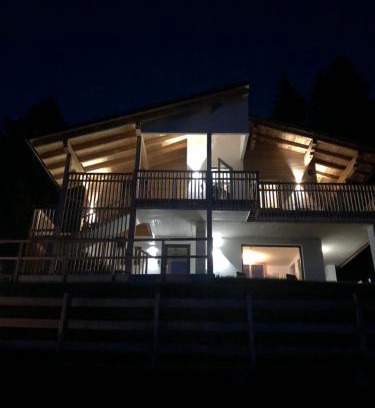Pruggern Ski Chalet | Discover Bergchalet Dein Paradies: 4-Star Pet-Friendly Retreat