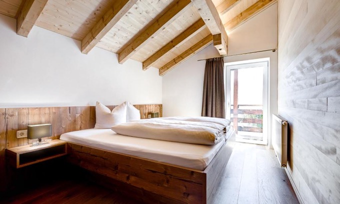 Fontanella House | Family-Friendly Retreat at Familienbauernhof Burtscher