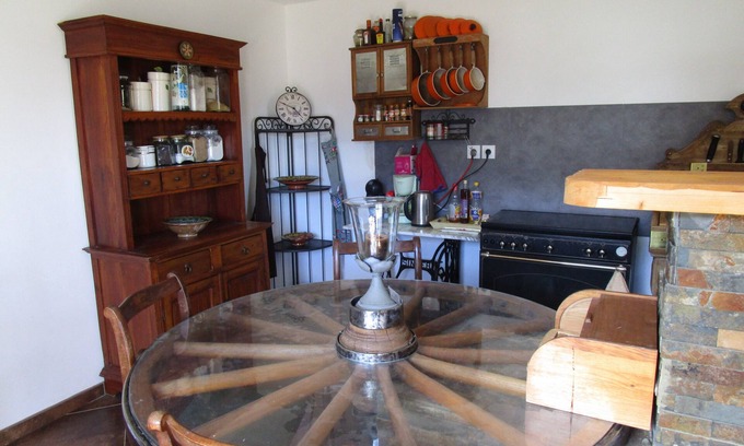 Reallon Ski Chalet | Breathtaking Bergerie Restored with Lake View & Spa