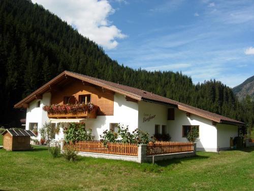 Kaunertal Apartment | Experience Comfort at Bergfeuerhof - Family & Accessible Stays