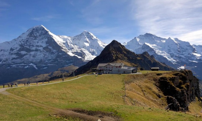 Goldswil Hotel | Guest Rated 9.2: Berghaus Männlichen with Family-Friendly Dining