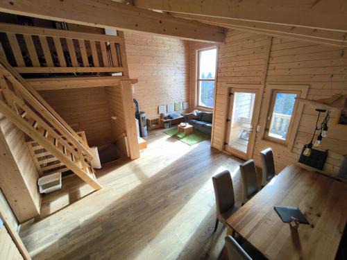 Wolfsberg House | Discover Bergliebe Klippitztörl: Pet-Friendly Oceanfront Retreat