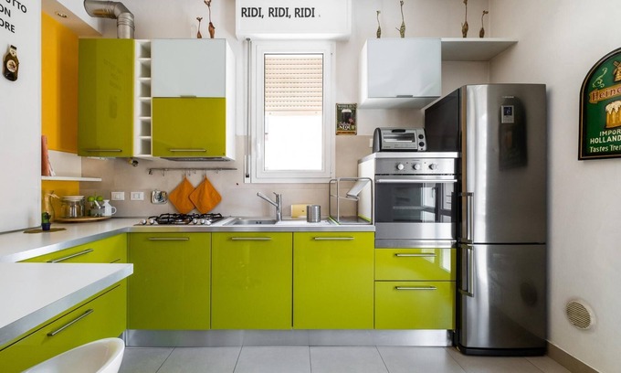 Saragozza-Porto Apartment | Inviting Bergonzoni Modern Apartment with Breakfast Included