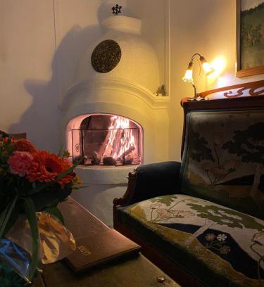 Guldsmedshyttan Hotel | Discover Bergsgården Hotell: Pet-Friendly & Family-Friendly Stay