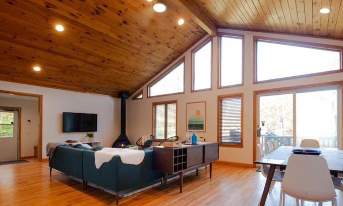 Becket House | Serene Berkshire Vacation Rentals: Lakeside Cabin Escape