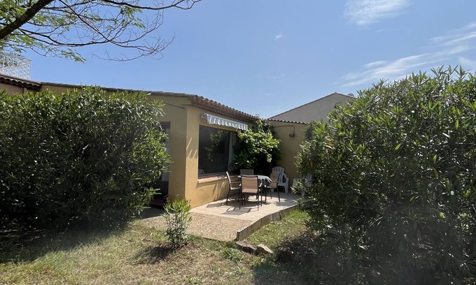 Saint-Quentin-la-Poterie Villa | Berlinette: Unique Gîte for 4 Near Uzès with Pool