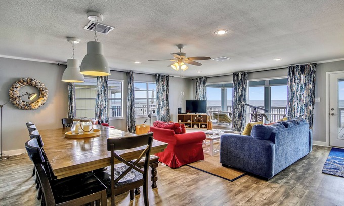 Bermuda Beach Cottage | Beachfront Bliss at Bermuda with Ocean Views & Pet-Friendly Stays