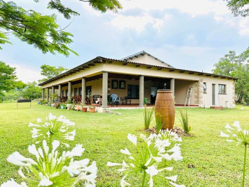 Manzini District Cabin | Pet-Friendly Berto's Lodge with Oceanfront Views