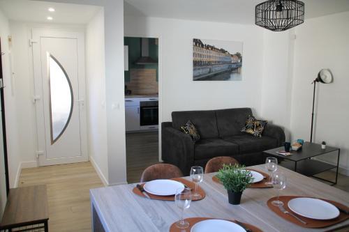 Besancon Apartment | Cozy Besançon T2 Apartment Near Train Station & Family-Friendly