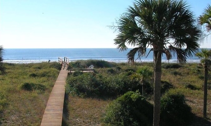 West Beach House | Beachfront Kiawah: Pet-Friendly Retreat with Ocean Views