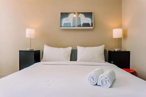 Ciputat Apartment | Cozy Studio at Transpark Bintaro Apartment by Travelio