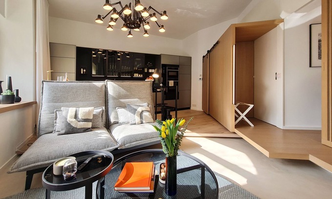 Dreimuhlen Apartment | Unbeatable Stay at Omuntu Designer Apt in Central Munich