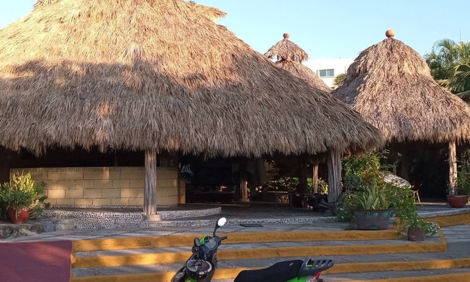 Ixtapa Condo | Ocean View Retreat with Pool and Spa Amenities