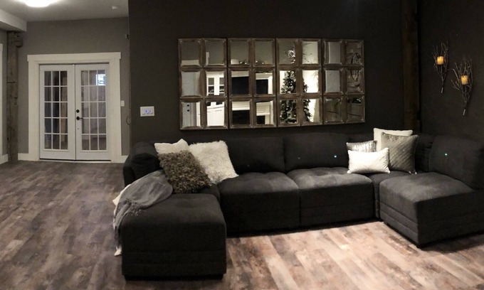Madison Apartment | Premier Downtown Stay at Stablemaster’s Quarters - Rated 10/10!