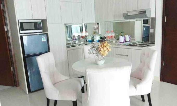 Balikpapan Apartment | Top Family Getaway: 4-Bedroom Agung Pondomoro Retreat