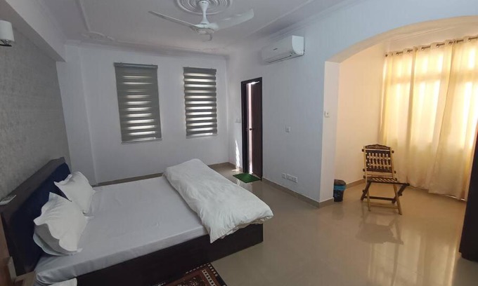 Mohangarh Apartment | Discover the Best Homestay in Lucknow with Top Amenities