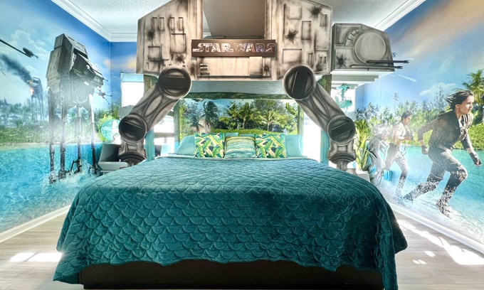 West Kissimmee House | Discover Themed Rooms Near Disney - 10/10 Guest Rated