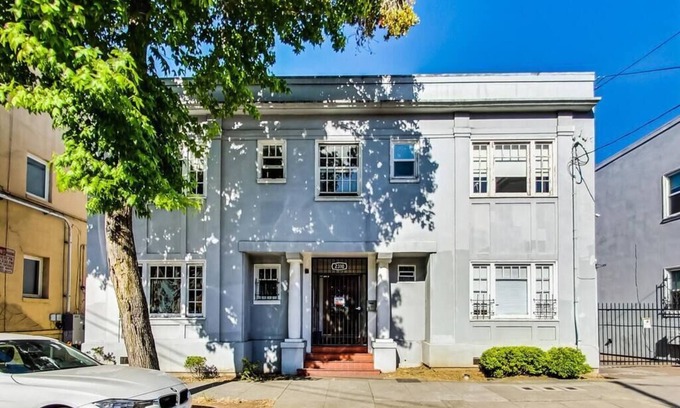 Berkeley Apartment | Prime Location 3BR Near UC Berkeley - Family Friendly Stay
