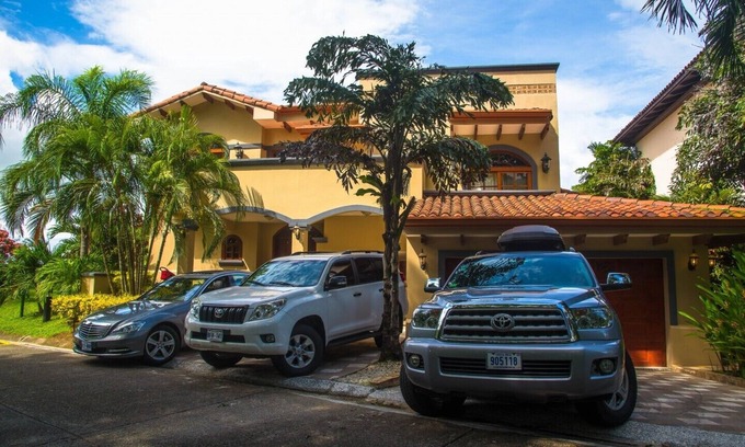 Herradura House | Prime Location Overlooking Los Suenos Marina with Spa & Pool