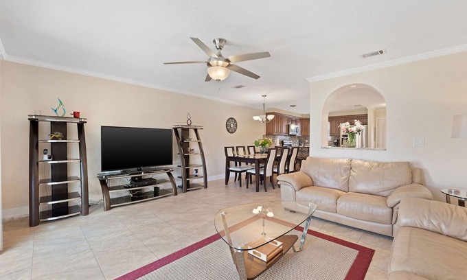 Panama City Beach House | Prime Resort Location with Beach Access & Private Parking