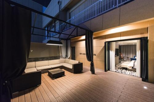 Sangnam-dong Hotel | Top-Rated Louis Hamilton Hotel in Changwon for Families