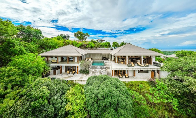 Tamarindo Villa | Ocean View 3BR Villa with Pool, Steps to Tamarindo Beach