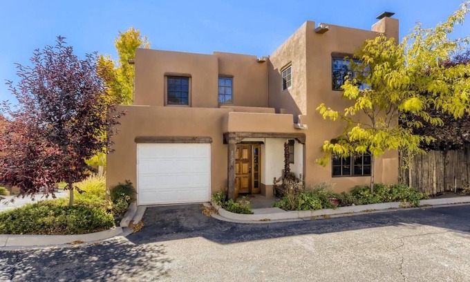 Northeast Santa Fe House | Serene Retreat: Quiet Oasis Steps from Santa Fe Plaza