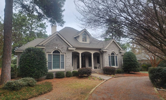 Pinehurst House | Premier Pinehurst 2024 US OPEN Rental with Spa & Hot Tub