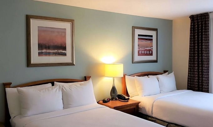 Vance Jackson Apartment | Ideal Kid-Friendly Hotel with Free Breakfast & Pool Access