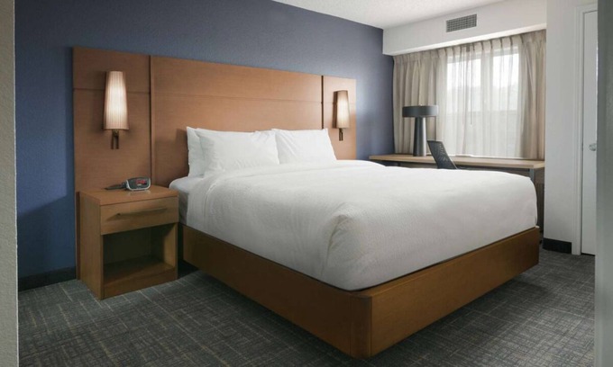 Fossil Creek Apartment | Top Rated Fort Worth Hotel with Pool & Free Breakfast