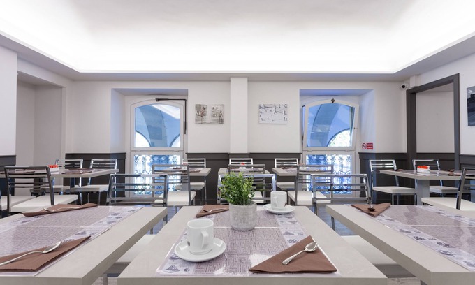 Historic Centre Hotel | Quality Stay at Best Quality Hotel Dock Milano with Breakfast