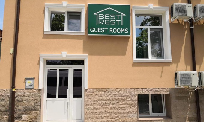Plovdiv Center House | Inviting Best Rest Guest Rooms with Family-Friendly Amenities