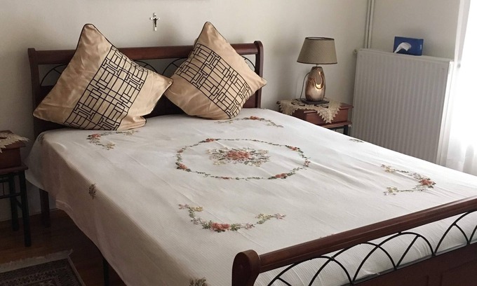 Katerini House | Prime Location in Katerini: Just Moments from Town Center